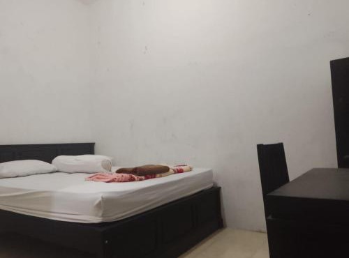 Griya Sarah Backpacker Homestay by Bias in Batu
