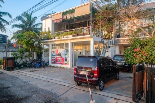 Urbanview Hotel Syariah Hapsari YIA in Yogyakarta