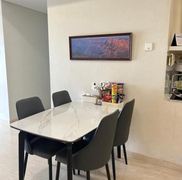 Podomoro Delipark Apartemen CozyCrowd Empire Tower 4BR 3 King and 1 single bed Medan - 110m in Medan