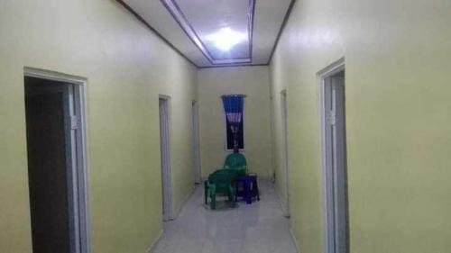 Hotel O Wisma Nadira Near SPBU PT. Trijaya Pugung PENENGAHAN in Karbang