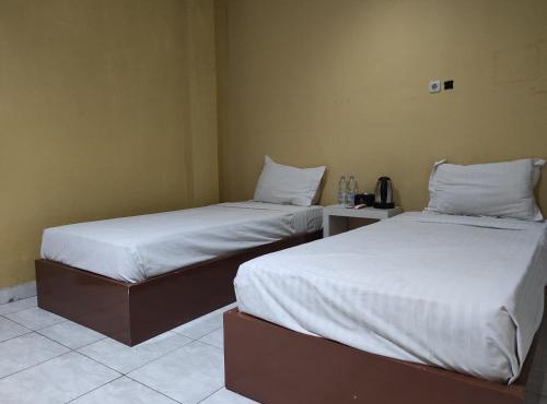 OYO 93411 Syariah Hotel Tomborang