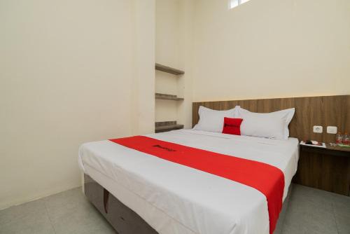 RedDoorz @ Sangnala Homestay Pakisaji in Malang