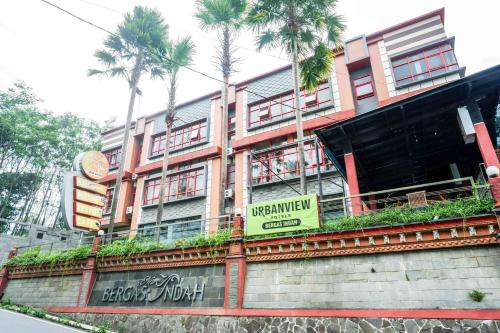 Urbanview Hotel Bergas Indah Bandungan by RedDoorz in Bandungan