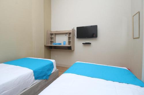 COZROOMS near MRT, Plaza Indonesia, and Grand Indonesia in Jakarta