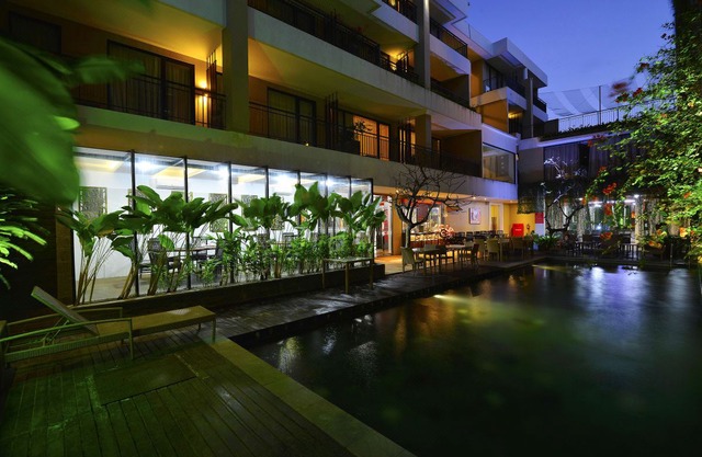 100 Sunset Boutique Hotel
